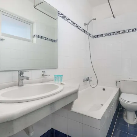 Lito 3* Ixia (Rhodes)