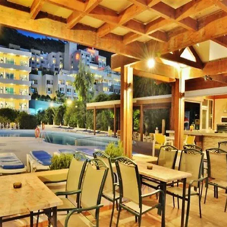 Lito Hotel 3*